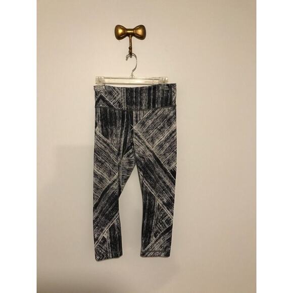 Lululemon Women's Wunder Under Crop II Full-On Luon Heat Wave White Black - 6 - Picture 1 of 9